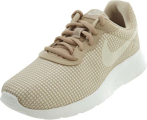 nike beig mesh sneaker